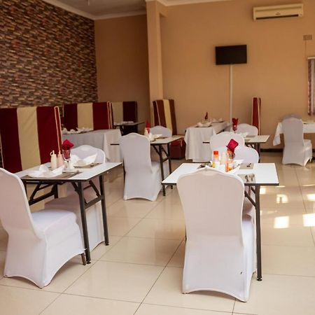 Top Lodge In Blantyre Exterior foto